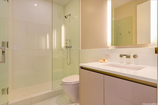 1118 Ala Moana Boulevard 1000, Honolulu, HI 96814