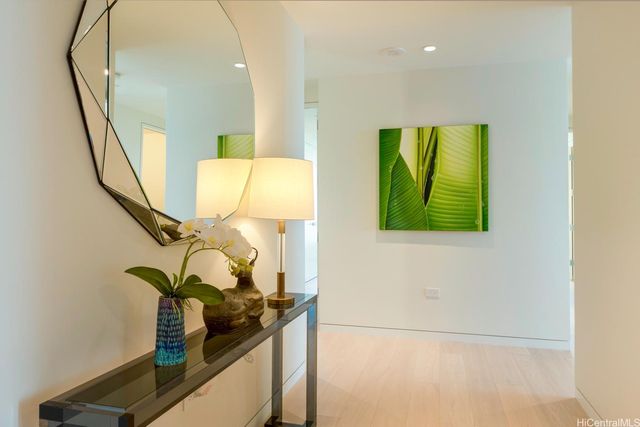 1118 Ala Moana Boulevard 1000, Honolulu, HI 96814