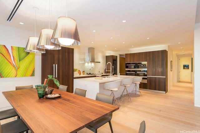 1118 Ala Moana Boulevard 1000, Honolulu, HI 96814