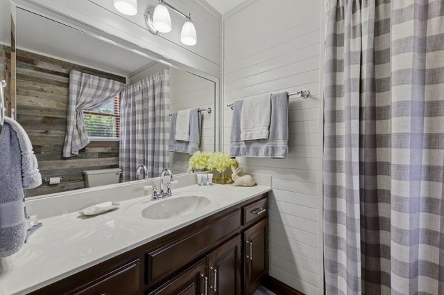 1866 Baker Rd, Goodlettsville, TN 37072