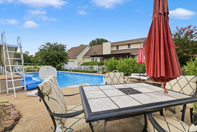 1866 Baker Rd, Goodlettsville, TN 37072