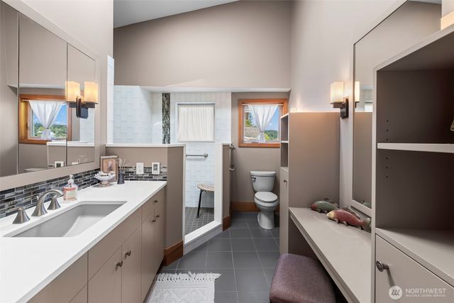 5152 Cromwell Drive NW, Gig Harbor, WA 98335