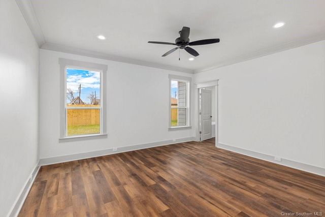 2113 Aubrianna Lane, Sulphur, LA 70663