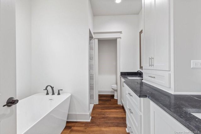 2113 Aubrianna Lane, Sulphur, LA 70663