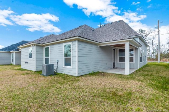 2113 Aubrianna Lane, Sulphur, LA 70663