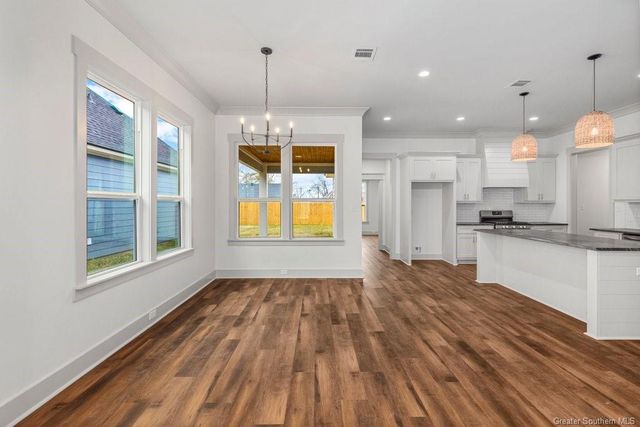 2113 Aubrianna Lane, Sulphur, LA 70663