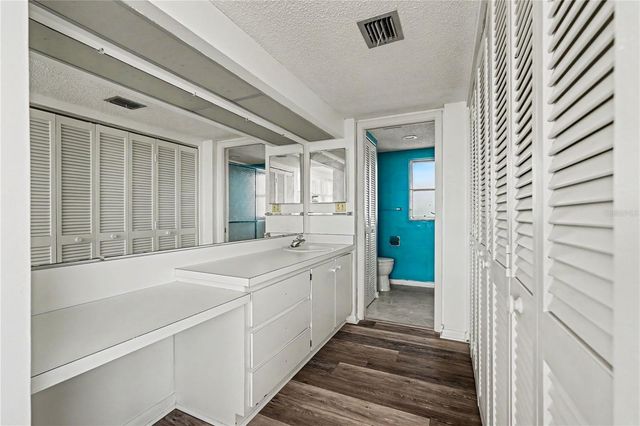 450 TREASURE ISLAND CAUSEWAY 601, Treasure Island, FL 33706
