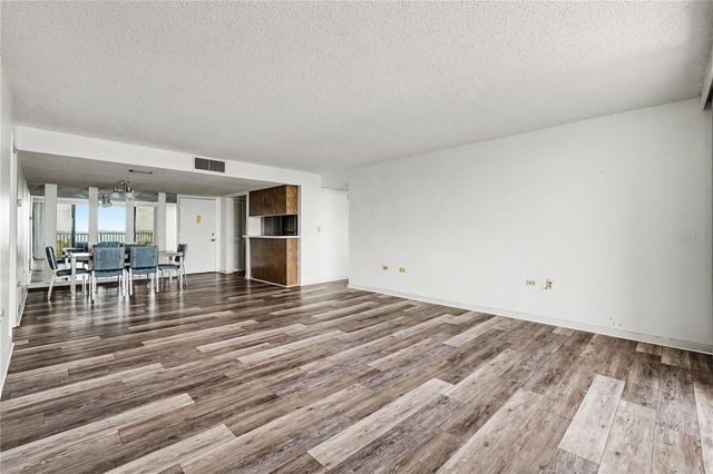 450 TREASURE ISLAND CAUSEWAY 601, Treasure Island, FL 33706
