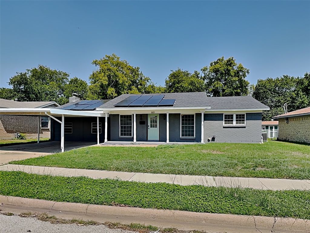 601 Ruidoso Drive, Saginaw, TX 76179