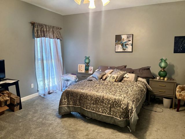320 E Franklin St Apt 15, Gallatin, TN 37066