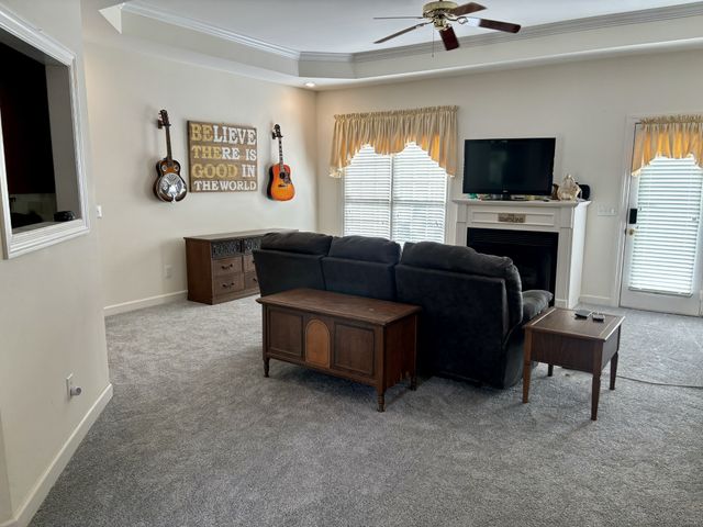 320 E Franklin St Apt 15, Gallatin, TN 37066