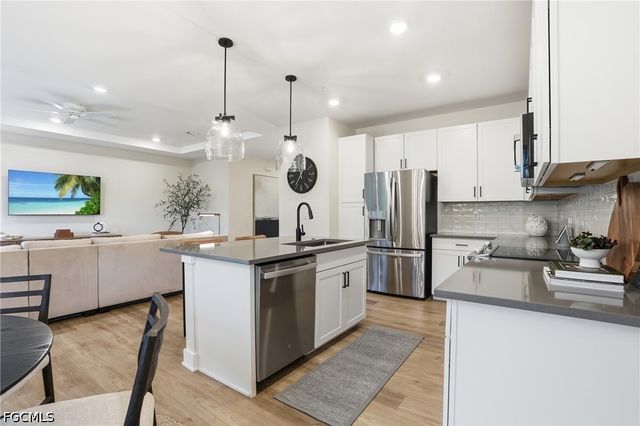 26380 Coco Cay CIR, Bonita Springs, FL 34135