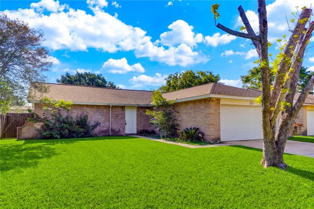 7506 Stone Pine Lane, Houston, TX 77041