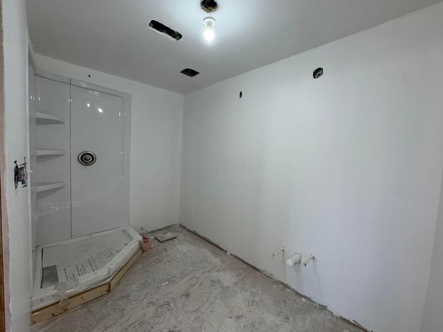 210 E Central Avenue, Delaware, OH 43015