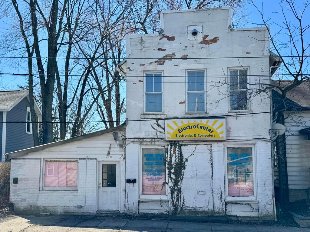 210 E Central Avenue, Delaware, OH 43015