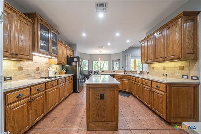 519 Long Meadow, Spring Branch, TX 78070