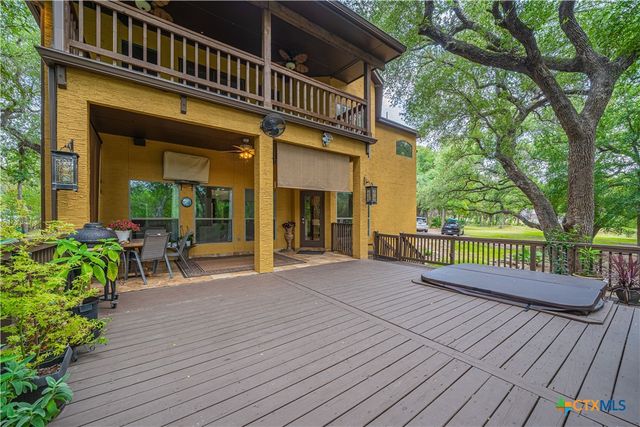 519 Long Meadow, Spring Branch, TX 78070