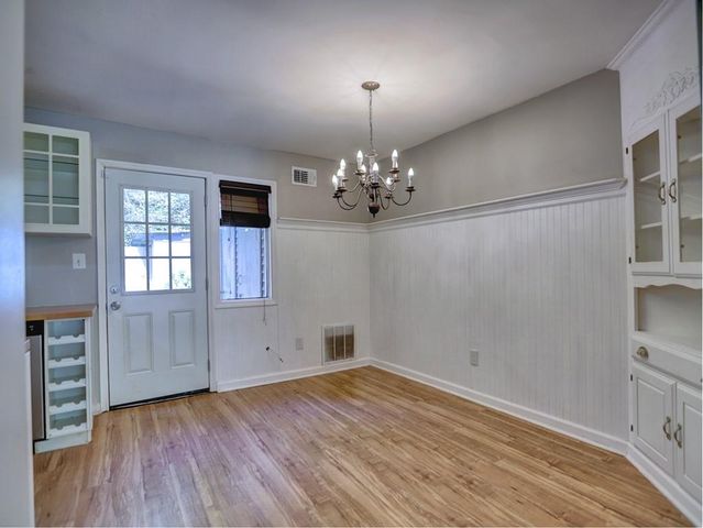 3539 Kennesaw Station Drive NW, Kennesaw, GA 30144