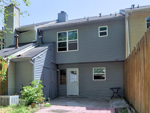 3539 Kennesaw Station Drive NW, Kennesaw, GA 30144