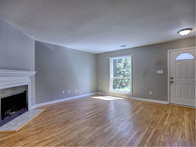3539 Kennesaw Station Drive NW, Kennesaw, GA 30144