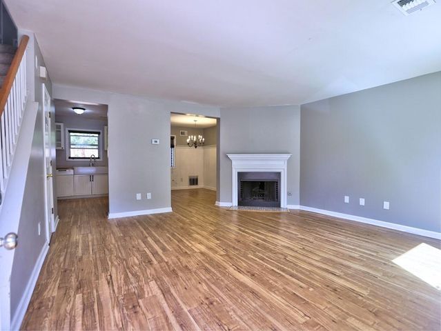 3539 Kennesaw Station Drive NW, Kennesaw, GA 30144