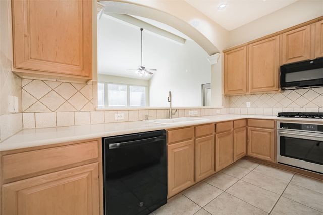 15810 Cypress Hall Drive, Cypress, TX 77429