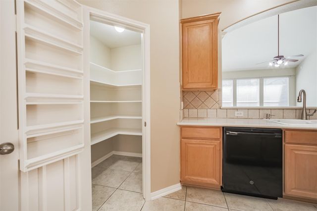 15810 Cypress Hall Drive, Cypress, TX 77429