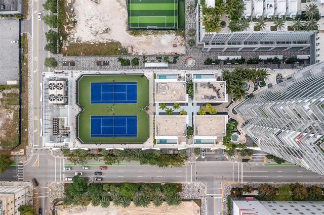 851 NE 1st Ave 3010, Miami, FL 33132