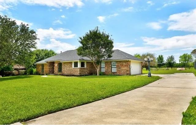 130 Hunters Glen Drive, Wylie, TX 75098