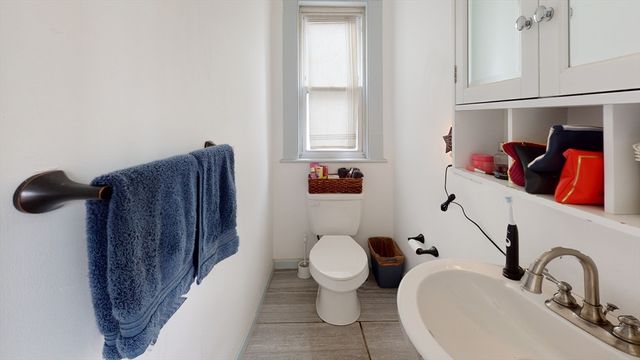 7-9 Dexter St 9, Waltham, MA 02453