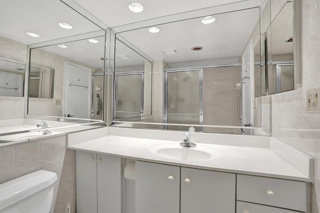 4010 Galt Ocean Drive 310, Fort Lauderdale, FL 33308
