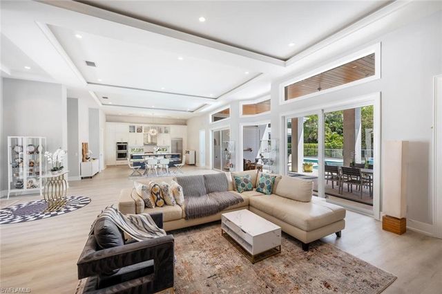 9240 The LN, Naples, FL 34109