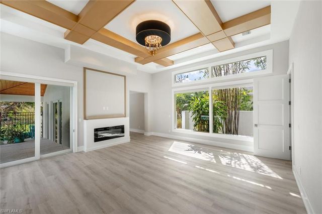 9240 The LN, Naples, FL 34109