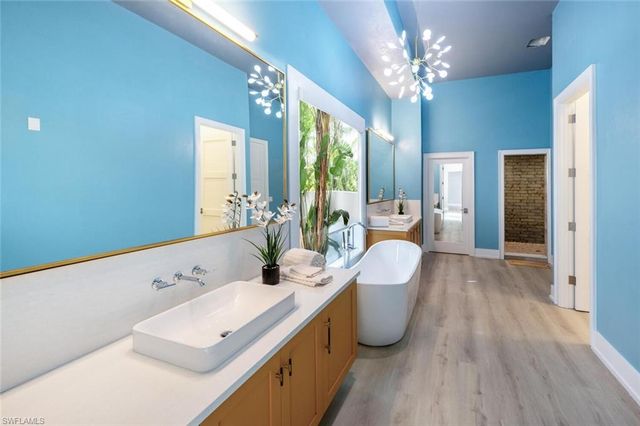 9240 The LN, Naples, FL 34109