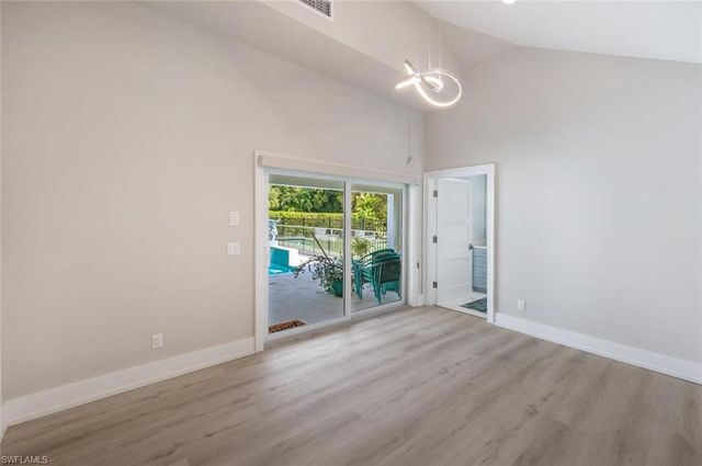 9240 The LN, Naples, FL 34109