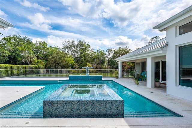 9240 The LN, Naples, FL 34109