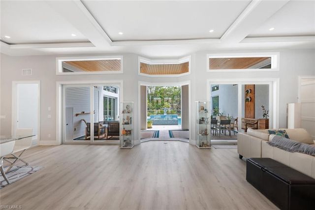 9240 The LN, Naples, FL 34109