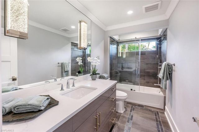 9240 The LN, Naples, FL 34109