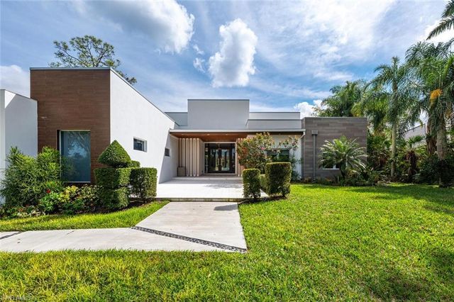 9240 The LN, Naples, FL 34109