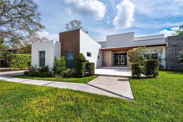 9240 The LN, Naples, FL 34109