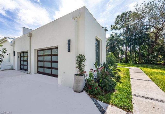 9240 The LN, Naples, FL 34109