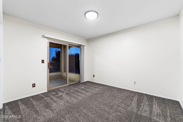 2323 E GREASEWOOD Street, Apache Junction, AZ 85119