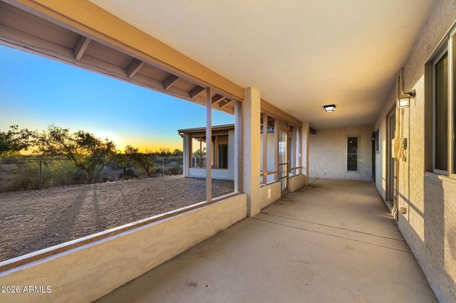 2323 E GREASEWOOD Street, Apache Junction, AZ 85119