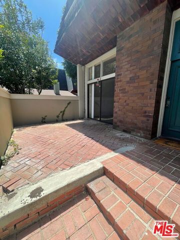 4305 Redwood Avenue 10, Marina Del Rey, CA 90292