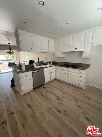 4305 Redwood Avenue 10, Marina Del Rey, CA 90292