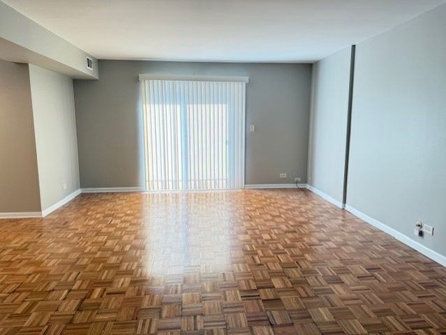 5240 Galitz Street 304, Skokie, IL 60077