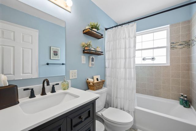 1305 Hixson Avenue, Hixson, TN 37343