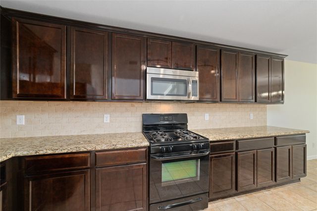 17815 Sentosa Cliff Lane, Richmond, TX 77407
