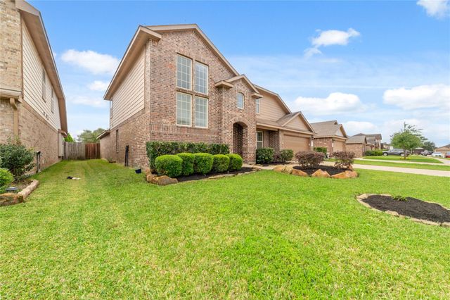 17815 Sentosa Cliff Lane, Richmond, TX 77407
