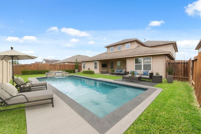 17815 Sentosa Cliff Lane, Richmond, TX 77407